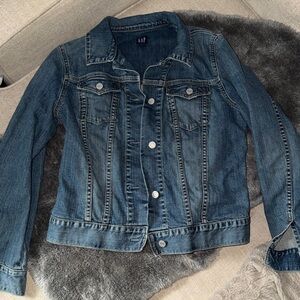 GAP Women's Classic Indigo Jean Jacket